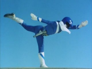 ダイエットになりそうな芸人のポーズを貼るトピ