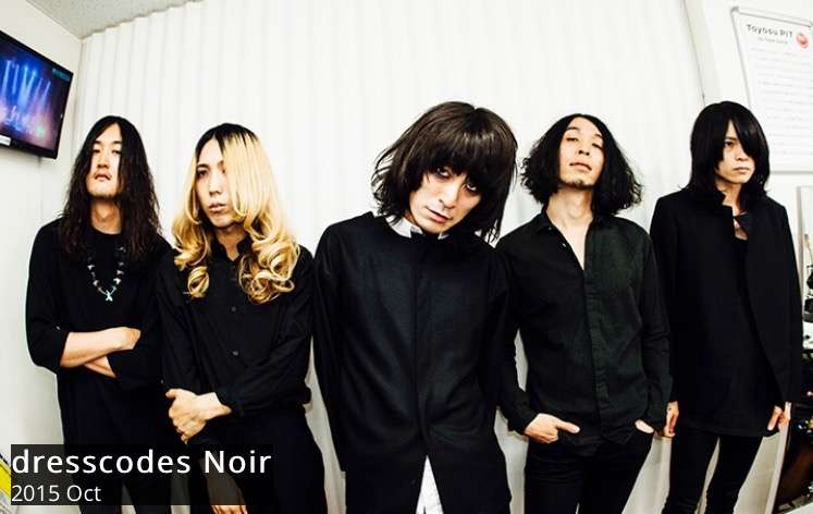 ロン毛の男性をひたすら貼っていくトピ。