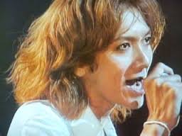 ロン毛の男性をひたすら貼っていくトピ。