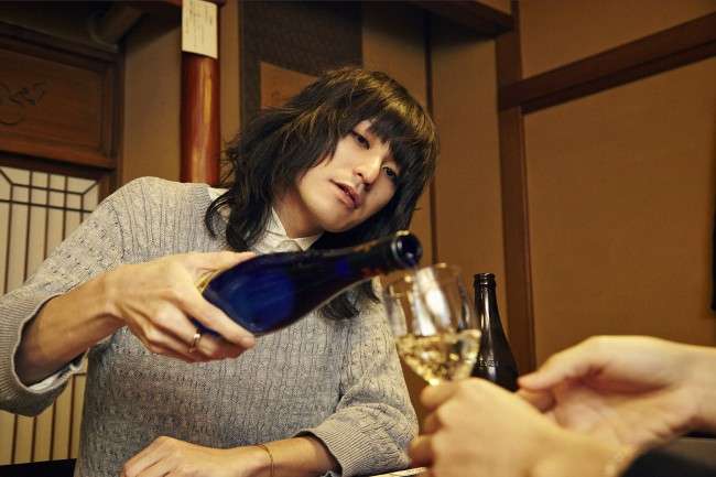 ロン毛の男性をひたすら貼っていくトピ。