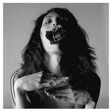 ロン毛の男性をひたすら貼っていくトピ。