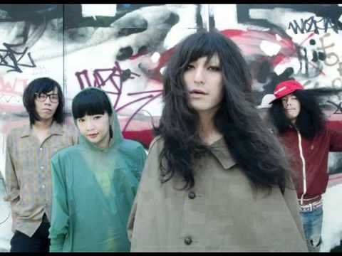 ロン毛の男性をひたすら貼っていくトピ。