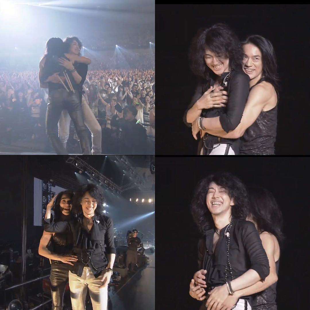 ロン毛の男性をひたすら貼っていくトピ。