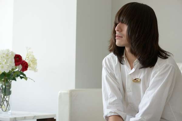 ロン毛の男性をひたすら貼っていくトピ。