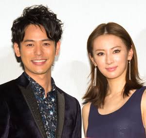 【うっとり注意】イケメン＆美人のツーショット画像を貼っていくトピ