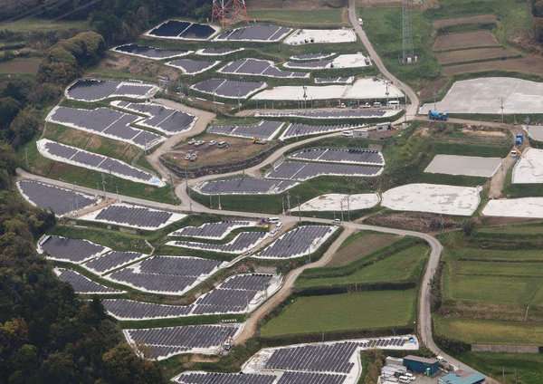 「太陽光パネルで民家包囲」計画もOK？！　発電設備めぐるトラブル相次ぐ　「熱中症」で訴訟にも発展