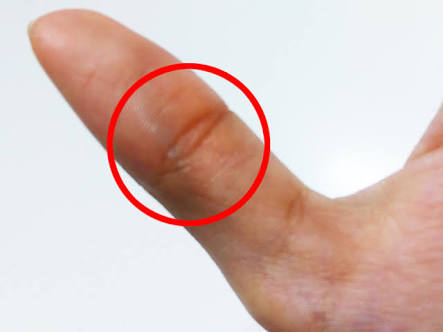 周りに幽霊が見える人がいる人