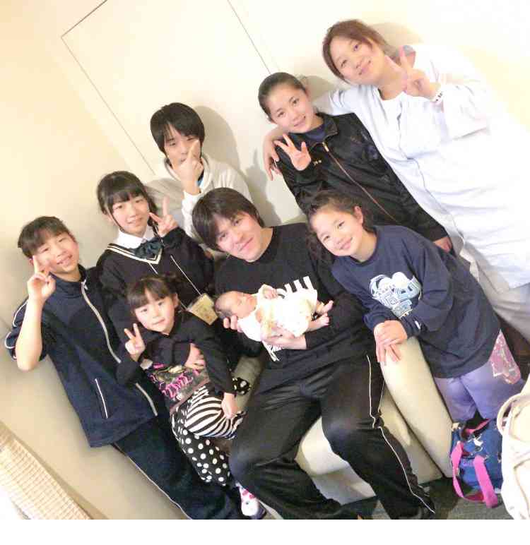 美奈子、元プロレスラーである現在の夫をテレビで初公開
