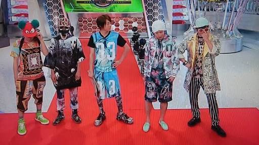 コーデを評価してもらうトピ