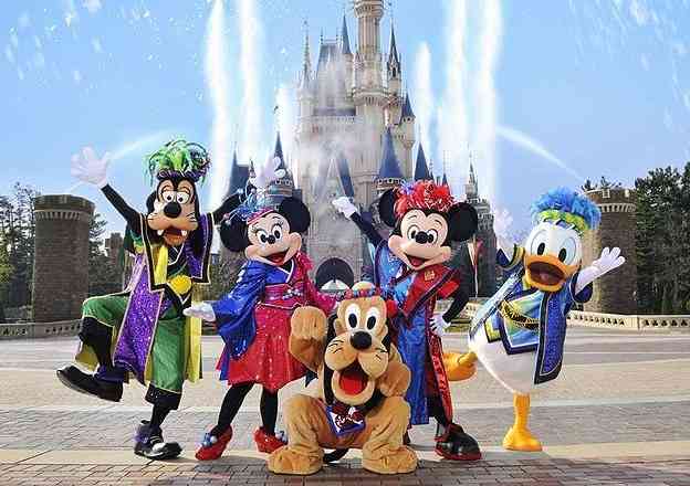 お忍びで芸能人とディズニーランドでデート!!誰と行きたい?
