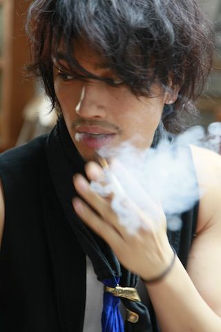 斎藤工、タトゥーまみれの衝撃ビジュアル　中川翔子も殺人鬼に