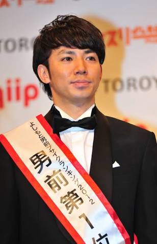 ピース綾部祐二、早くも帰国!?「日本にいるしw」