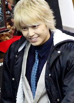 NEWS手越祐也、金塊窃盗容疑者と写真本人と認め「反省している」