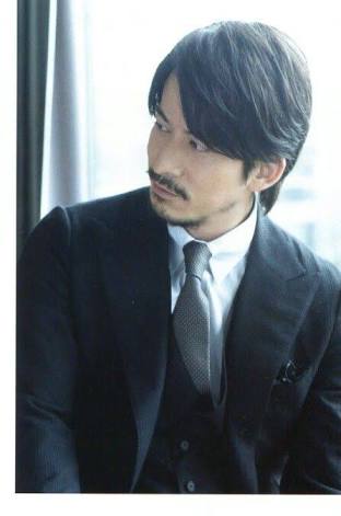 スーツ姿がカッコいい芸能人が見たい!