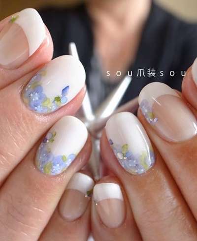 5月のネイルデザインどうしますか？