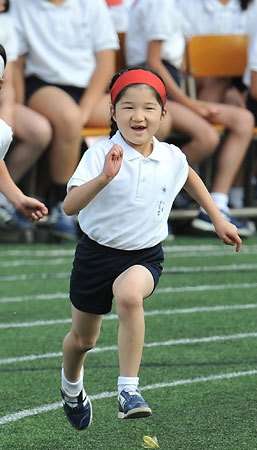 皇位継承：皇太子さま会見　象徴の務め「全身全霊で」