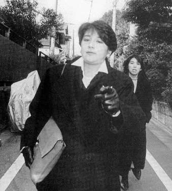 皇位継承：皇太子さま会見　象徴の務め「全身全霊で」