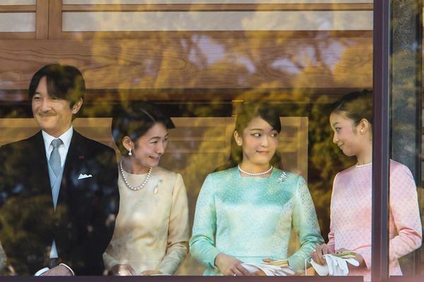 皇位継承：皇太子さま会見　象徴の務め「全身全霊で」