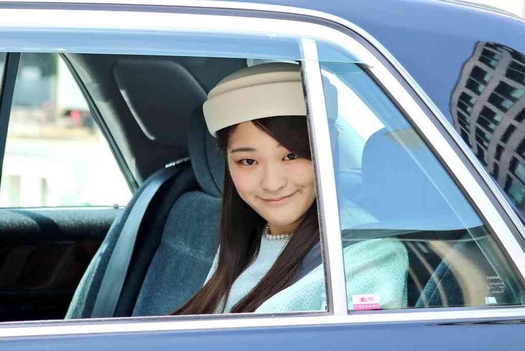 皇位継承：皇太子さま会見　象徴の務め「全身全霊で」