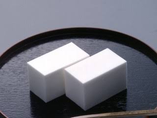 夜中にひっそりと淡い恋愛の思い出を語りませんか？