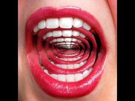 市川海老蔵に「ブログ更新しすぎ」批判　「本当にギスギスした世の中だな」