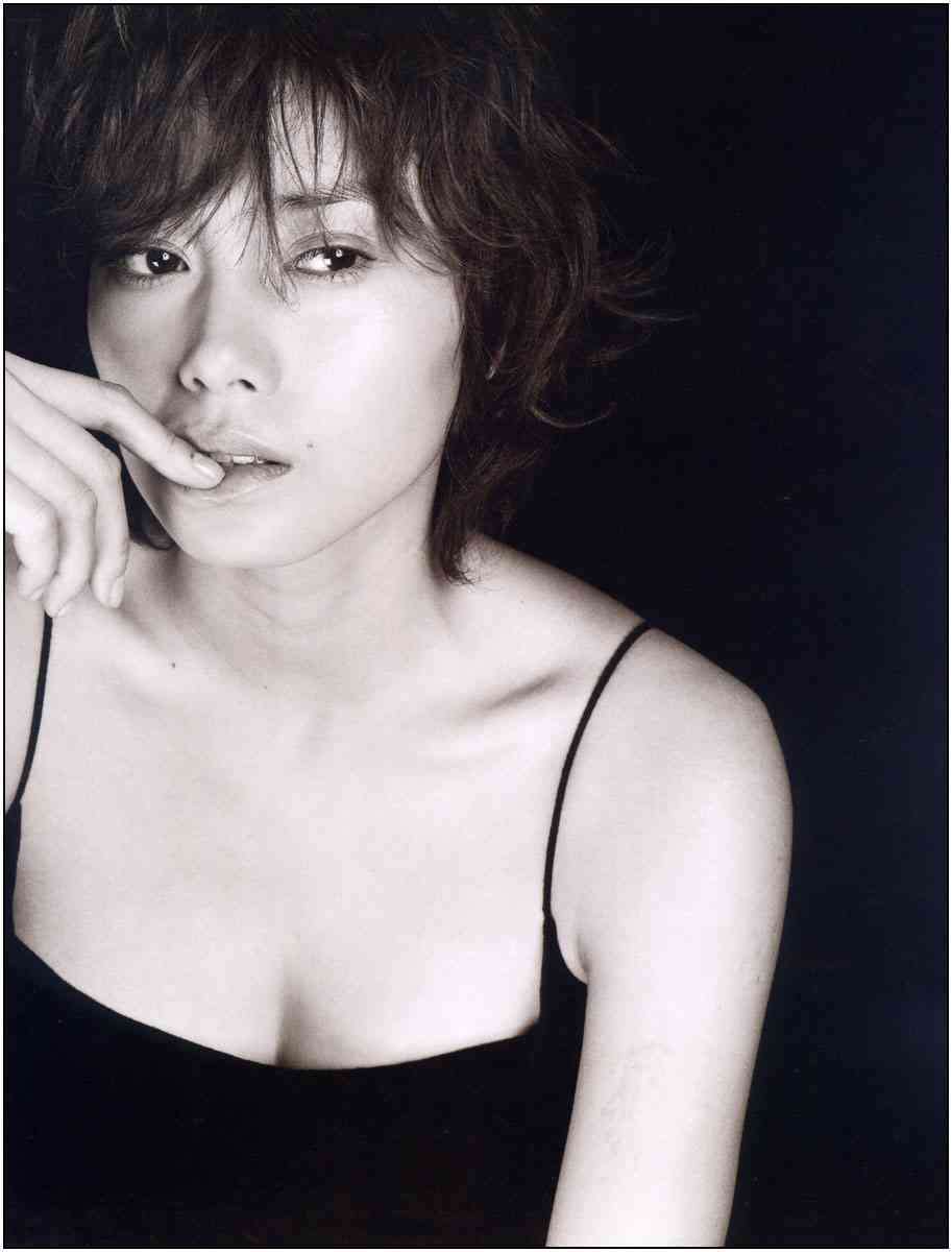 中谷美紀の魅力を語るトピ。