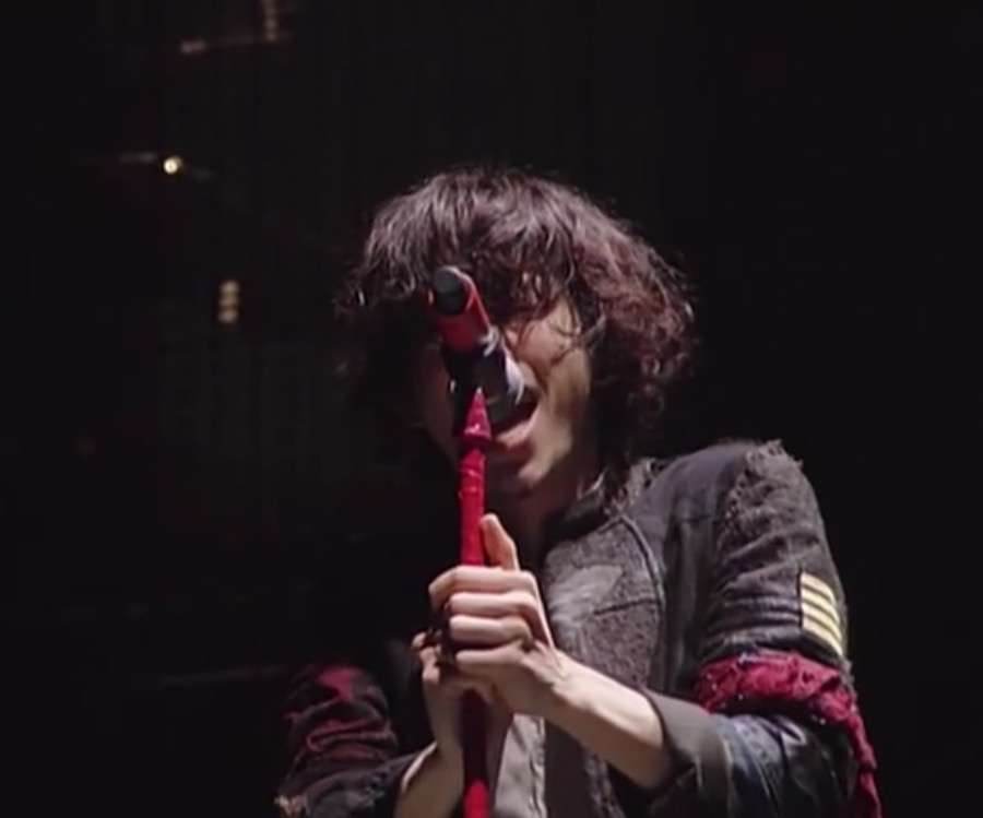 ワンオクTomoya、結婚を発表「幸せな家庭を」