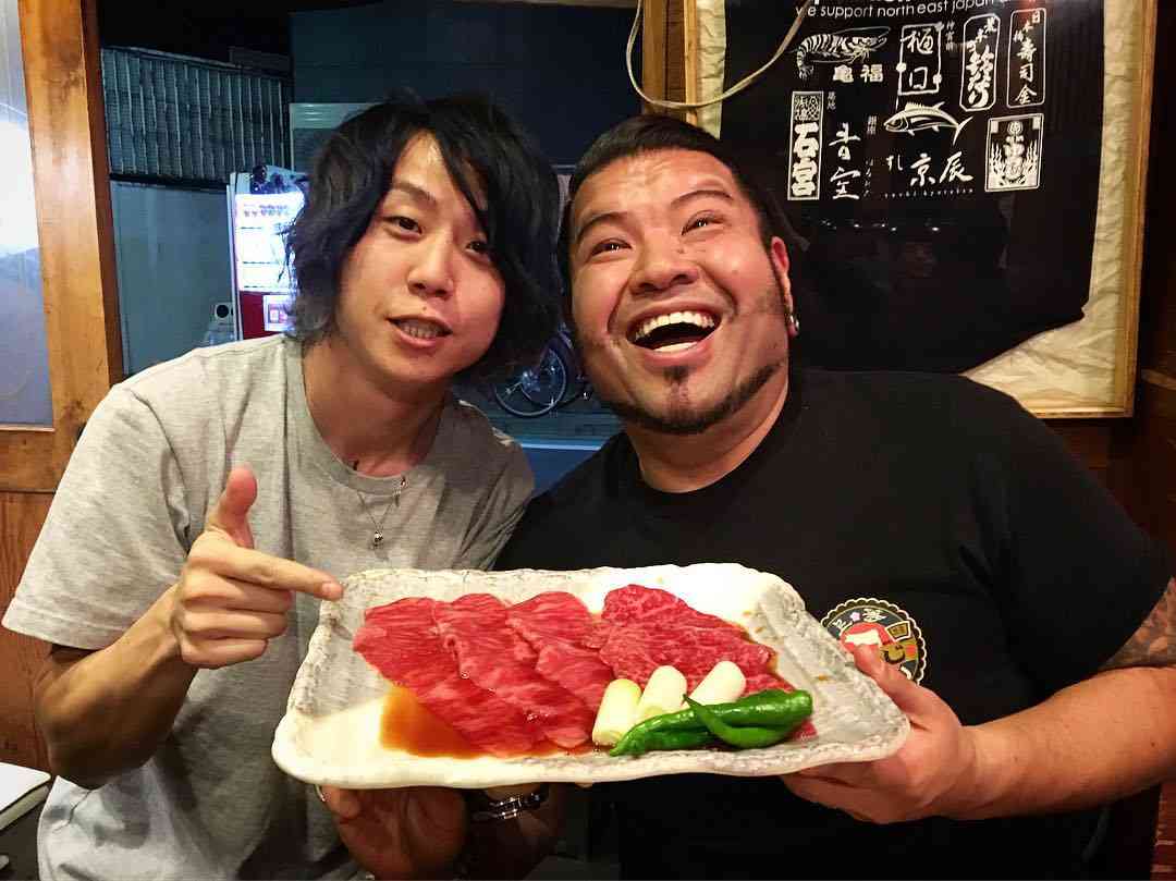 ワンオクTomoya、結婚を発表「幸せな家庭を」