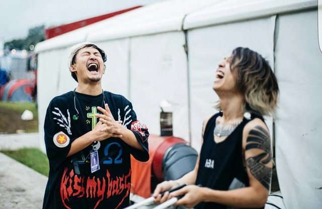 ワンオクTomoya、結婚を発表「幸せな家庭を」