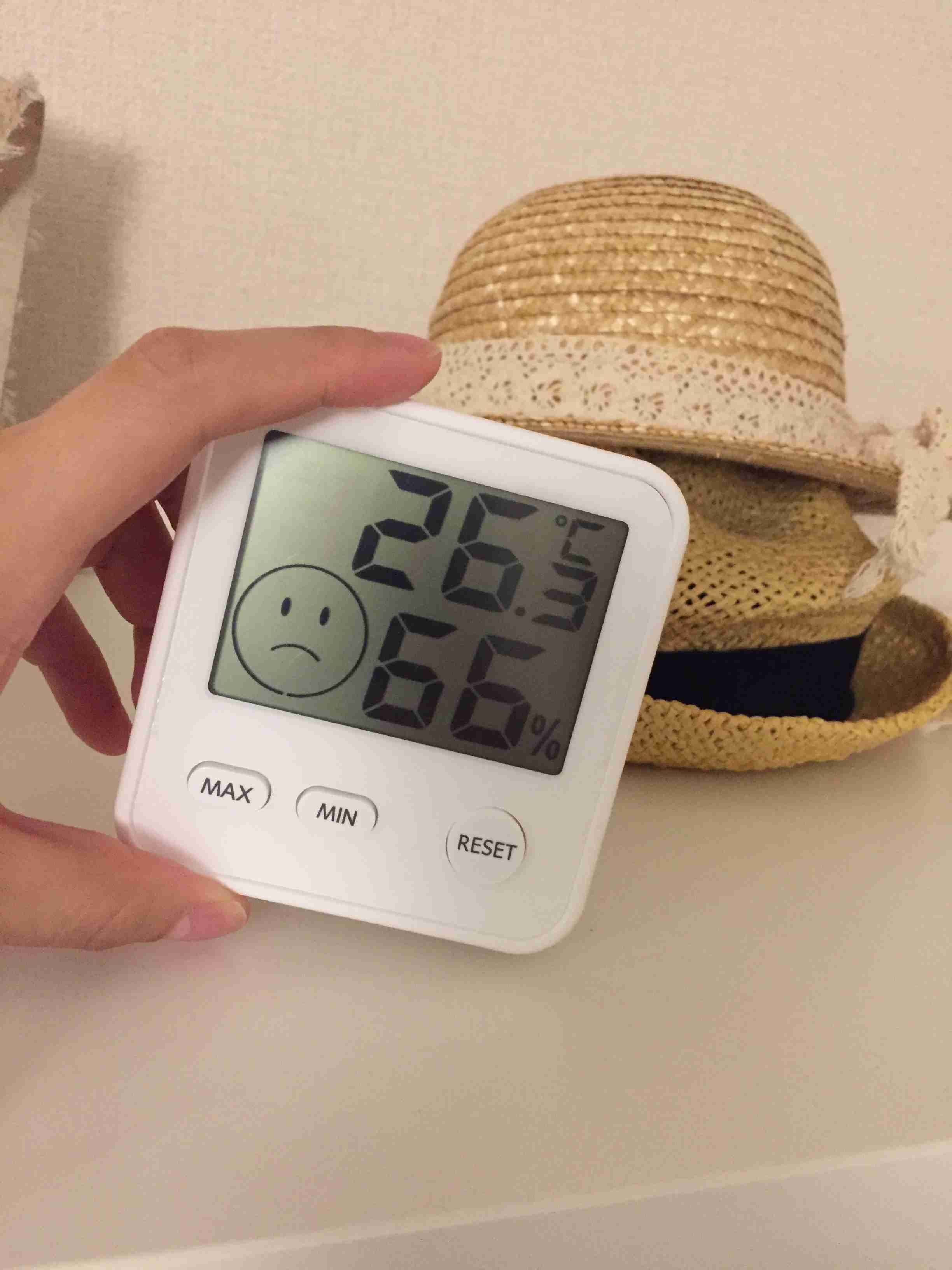 今の室内の気温をせっせと書き込むトピ