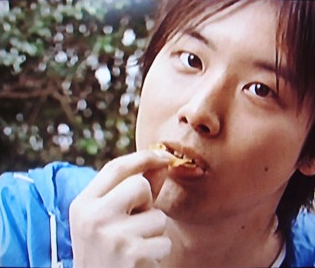 ワンオク(ONE OK ROCK) Taka、すみれとの“ご機嫌”2ショットにファン「飲み過ぎないでね～」