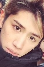 ワンオク(ONE OK ROCK) Taka、すみれとの“ご機嫌”2ショットにファン「飲み過ぎないでね～」