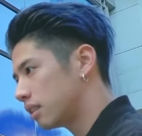 ワンオク(ONE OK ROCK) Taka、すみれとの“ご機嫌”2ショットにファン「飲み過ぎないでね～」