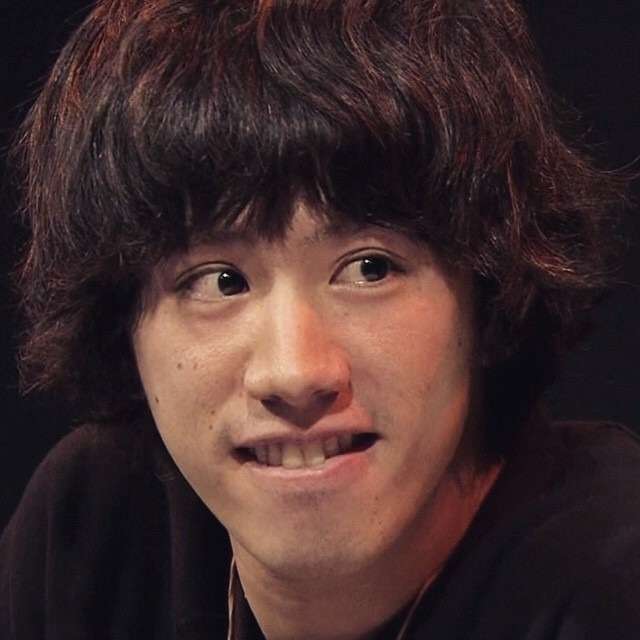 ワンオク(ONE OK ROCK) Taka、すみれとの“ご機嫌”2ショットにファン「飲み過ぎないでね～」