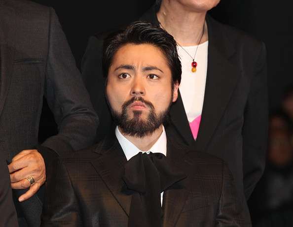 この人の髭、有り無しどちらが好き?