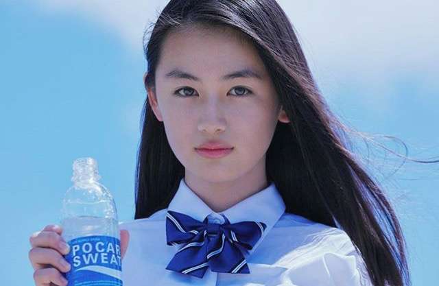 誰の眉の形が好きですか？