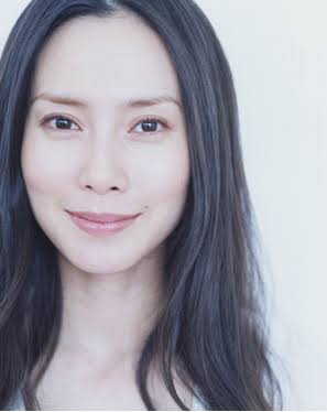 誰の眉の形が好きですか？