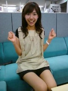 フジ・山崎夕貴アナ、おばたのお兄さんとの交際認める　「すごく好きなんです」