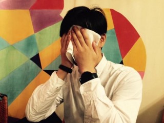 男の謎な行動