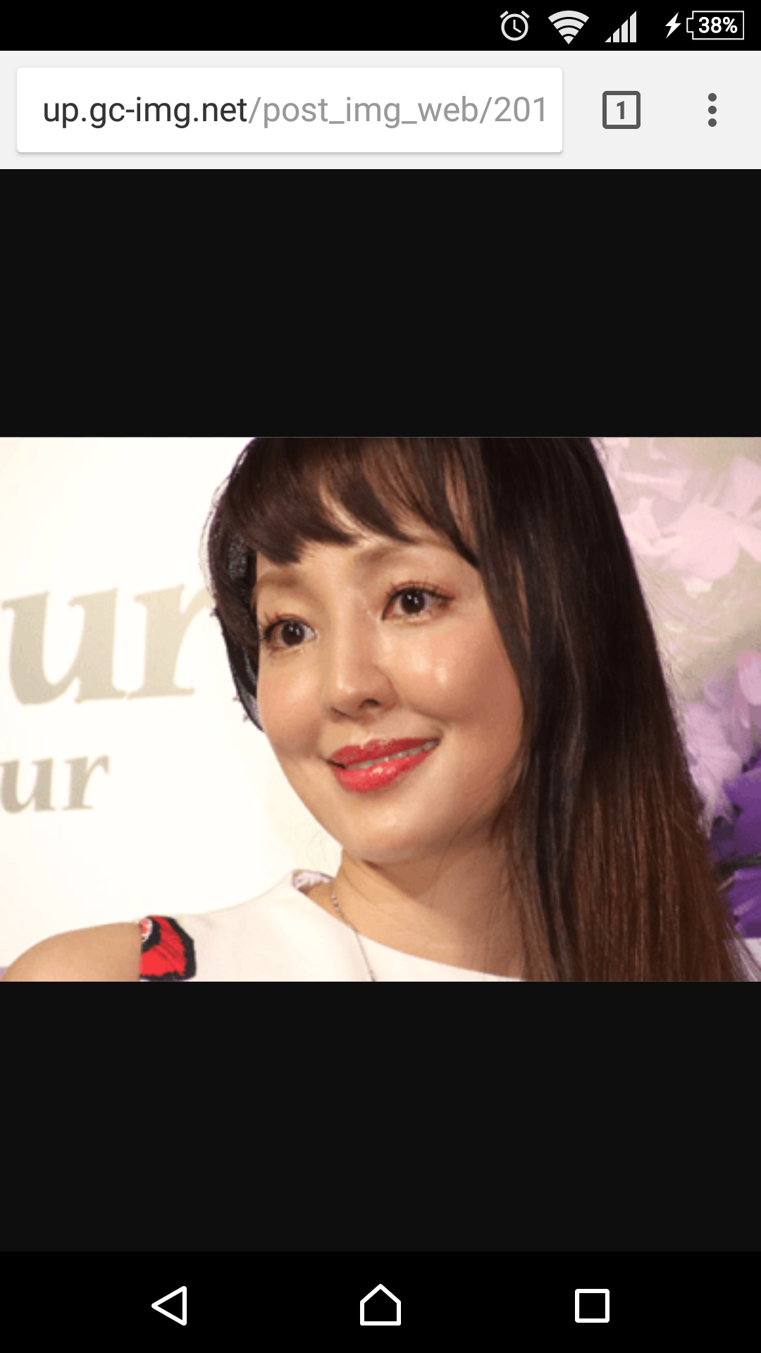 女から見ても「厚化粧かも」と思う女性芸能人1位は