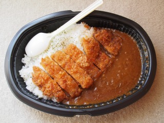 今日、お昼ゴハンをコンビニで買います。メニュー決めて。