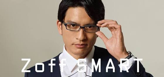 メガネ男子好きな人〜