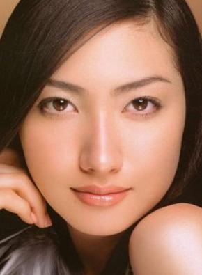 お人形さんみたいな顔してると思う日本の女性有名人
