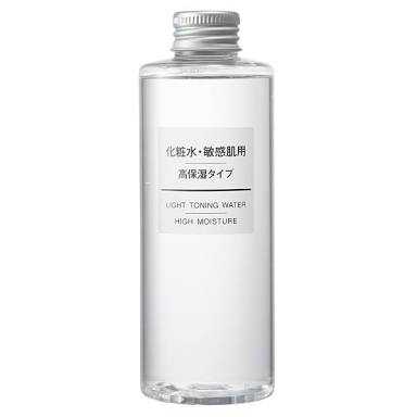 年齢とスキンケアの使用アイテムと順序教えてください！