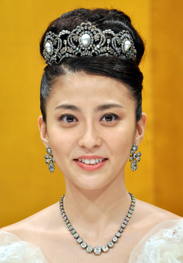 小林麻耶、ハワイでのんびり　母娘ツーショットも笑顔で
