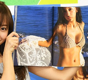 板野友美の神セブン時代 出版関係者から指摘「周囲への態度ひどい」