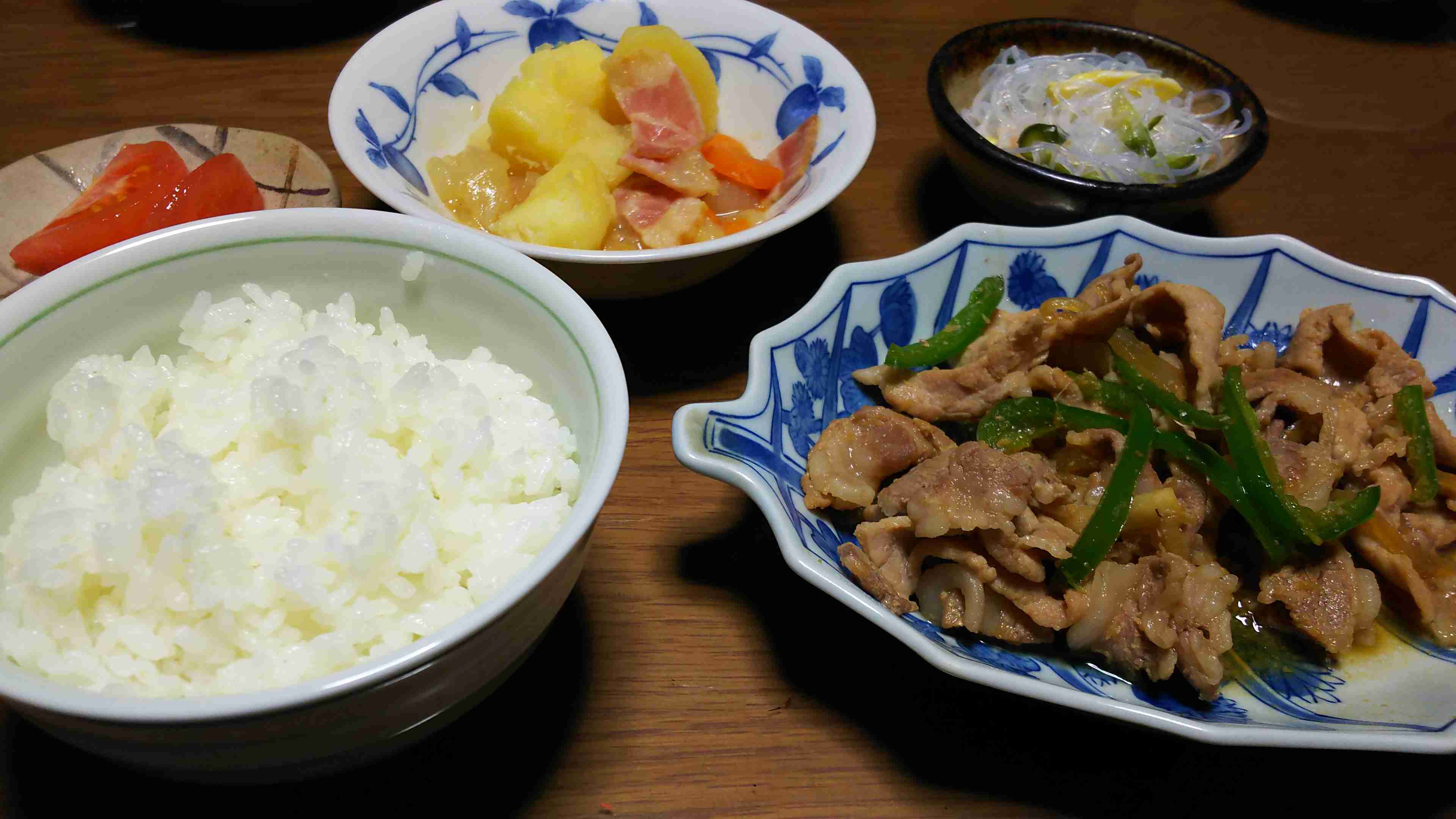 一人暮らしの皆さんの料理、見せて下さい!