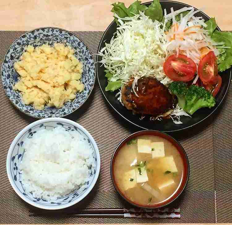 一人暮らしの皆さんの料理、見せて下さい!