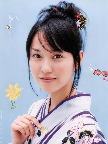 夏！浴衣姿の有名人画像
