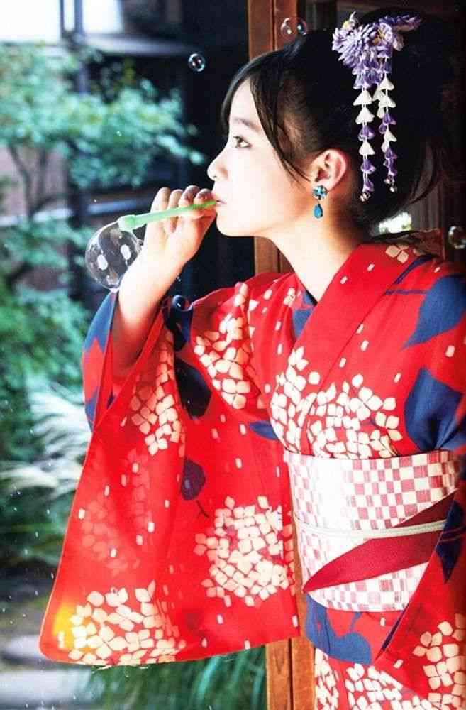 夏！浴衣姿の有名人画像
